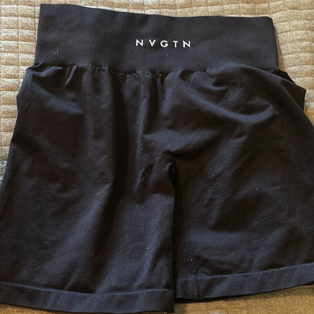 NVGTN biker shorts size medium - Picture 2 of 2